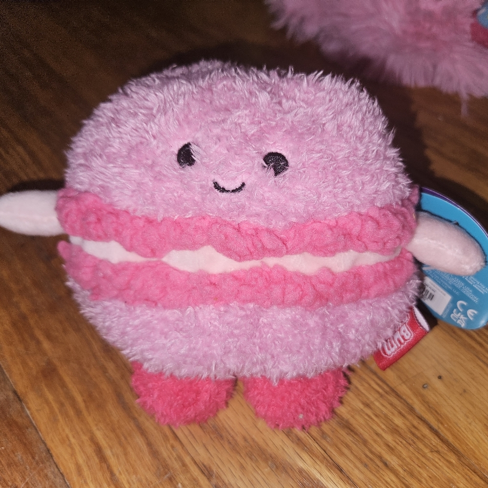NWT Micah the pink Macaroon SugarBumz 4.5” Bumbumz By Russ